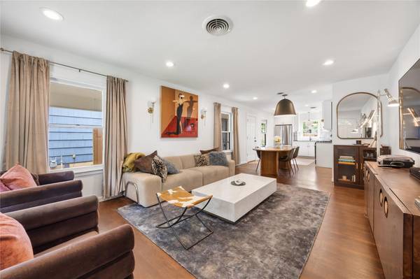 1106 Arcadia Ave, Austin, TX 78757