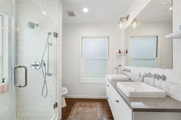 1106 Arcadia Ave, Austin, TX 78757