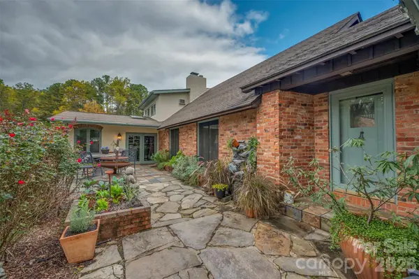 936 Golden RD, Tryon, NC 28782