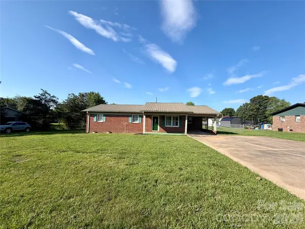 372 Ferry RD, Forest City, NC 28043