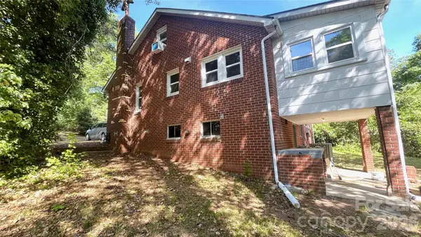 205 Sunrise AVE, Mount Gilead, NC 27306