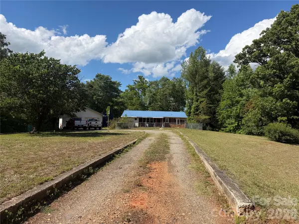 781 Rock RD, Rutherfordton, NC 28139