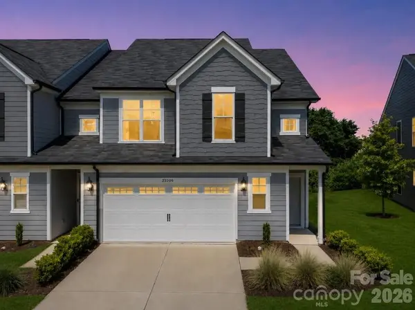 23206 Clarabelle DR, Charlotte, NC 28273