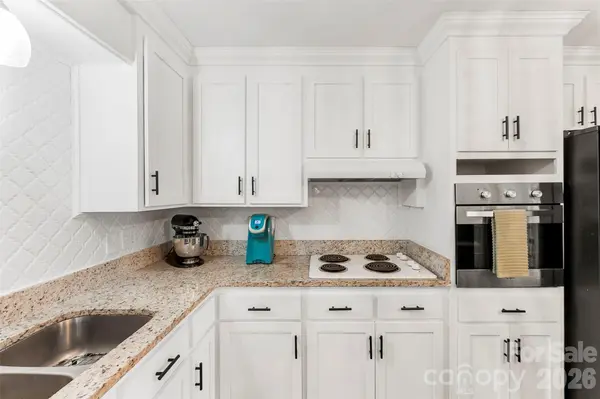 8519 E Franklin ST, Mount Pleasant, NC 28124