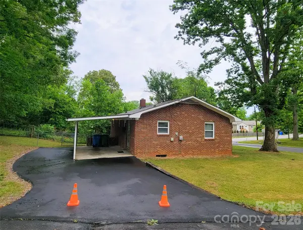 45 Browndale RD, Asheville, NC 28805