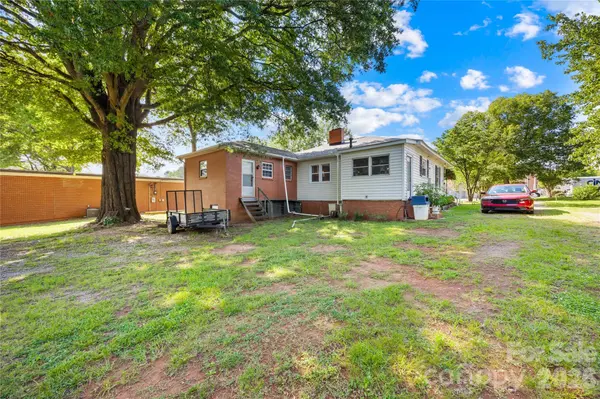 103 Greenway DR, Huntersville, NC 28078