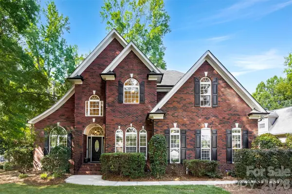 1703 Caddy CT, Matthews, NC 28104