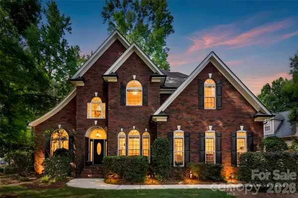 1703 Caddy CT, Matthews, NC 28104