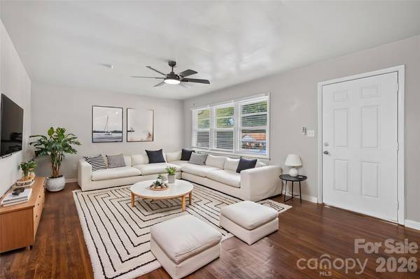 2216 Milton RD, Charlotte, NC 28215