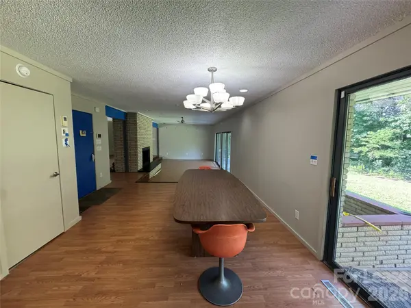 2015 S Point RD, Belmont, NC 28012