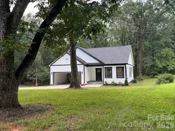 651 Bishs WAY, Lincolnton, NC 28092