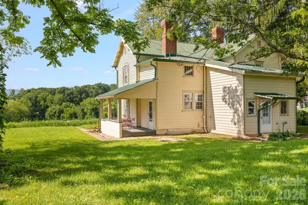250 Justice Ridge RD, Candler, NC 28715