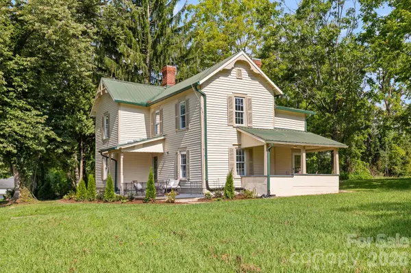 250 Justice Ridge RD, Candler, NC 28715