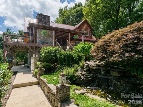 95 Splendor RDG, Waynesville, NC 28785