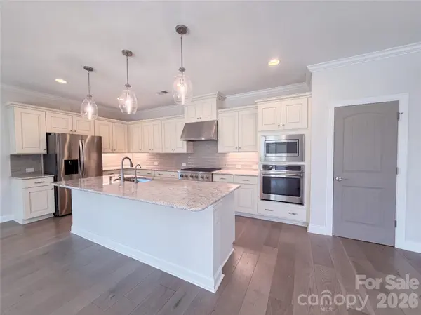 5989 Pier DR, Denver, NC 28037