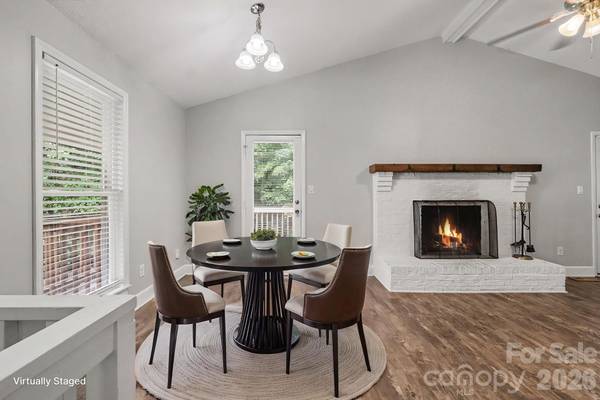8163 Walnut Creek LN, Charlotte, NC 28227