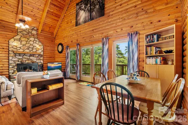 162 Springtime LN, West Jefferson, NC 28694