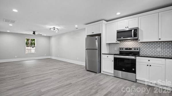 3320 Boyd ST #A, Charlotte, NC 28208