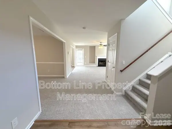 4133 Robinwood DR, Charlotte, NC 28212