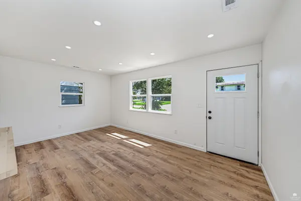 212 E 17th ST, Junction City, KS 66441