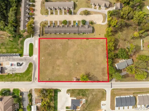 2550 E 5th ST, Washington, MO 63084