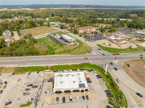 2550 E 5th ST, Washington, MO 63084