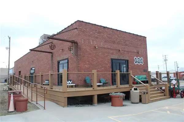 320 N Locust ST, Pittsburg, KS 66762