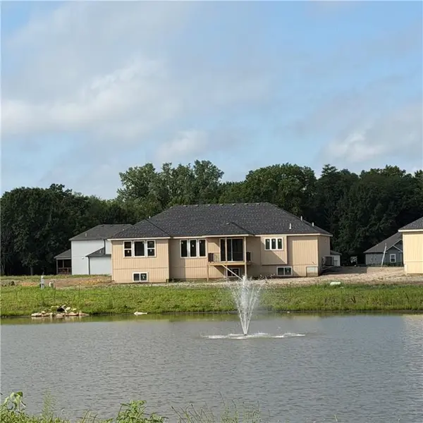 2351 Foxtail DR, Kearney, MO 64060