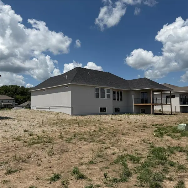 2347 Foxtail DR, Kearney, MO 64060