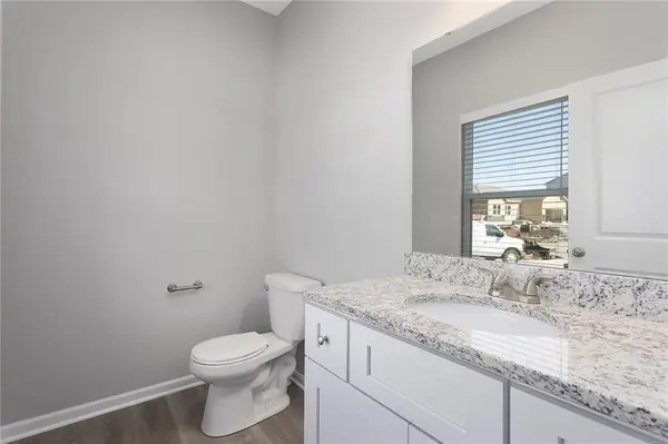 602 Wild Lupine LN, Raymore, MO 64083