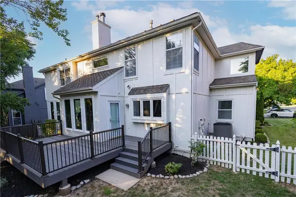 13164 Birch ST, Overland Park, KS 66209