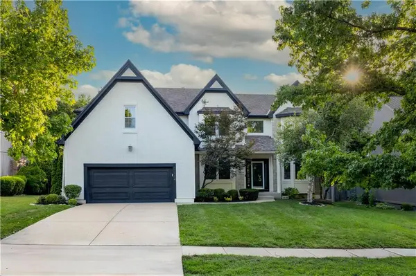 13164 Birch ST, Overland Park, KS 66209