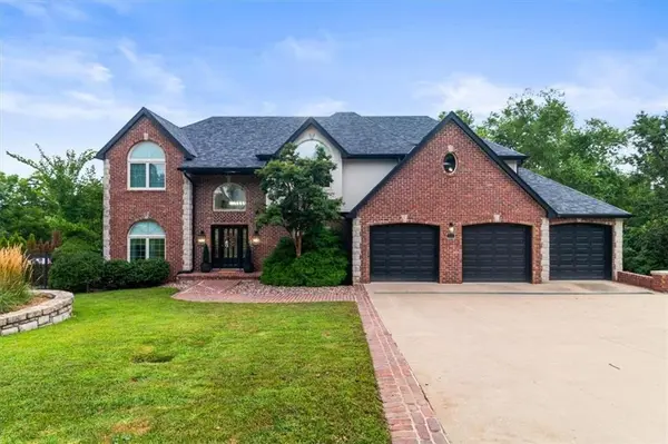 2523 SW Still Meadows TER, Blue Springs, MO 64015