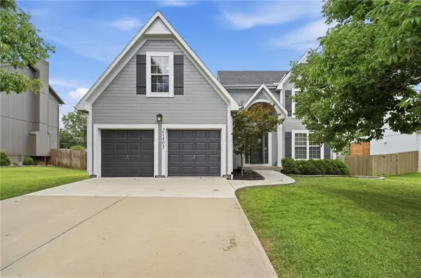 21403 W 54th TER, Shawnee, KS 66218