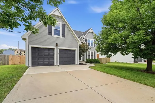 21403 W 54th TER, Shawnee, KS 66218