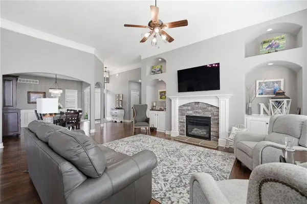 17855 NW 126th ST, Platte City, MO 64079