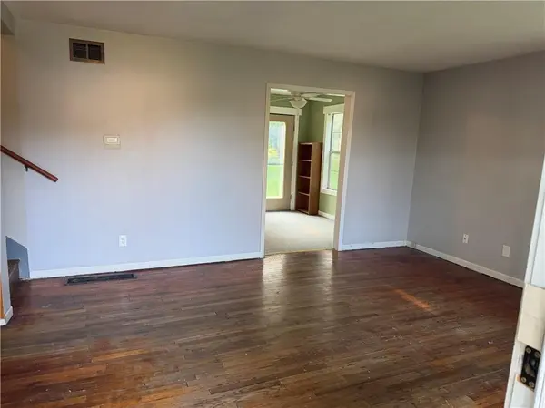 17418 Montgall DR, Belton, MO 64012