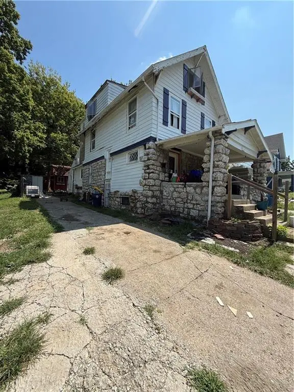 2919 Paseo BLVD, Kansas City, MO 64109