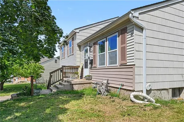 16108 E 32nd ST #S, Independence, MO 64055