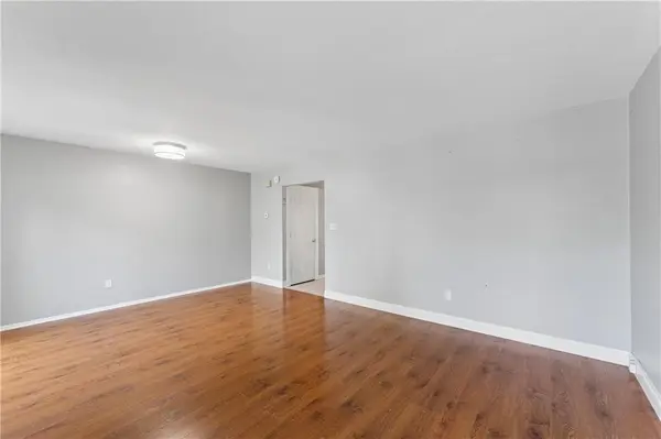 6024 N Kansas AVE, Kansas City, MO 64119