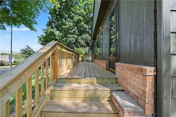 6029 Woodson ST, Mission, KS 66202