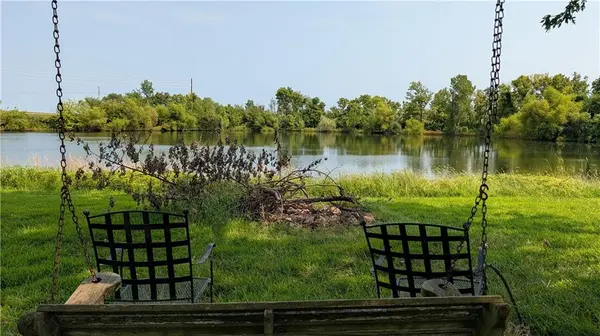 12101 NE J HWY, Windsor, MO 65360