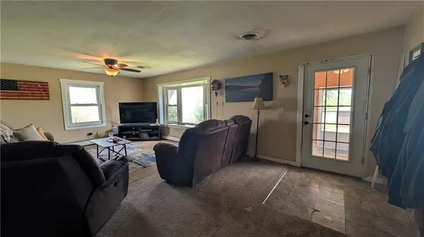 12101 NE J HWY, Windsor, MO 65360