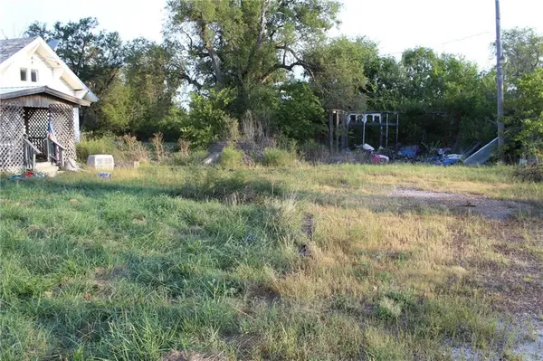 4010 US Highway 54 HWY, Moran, KS 66755