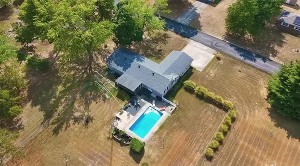 15403 S 1413 RD, Nevada, MO 64772