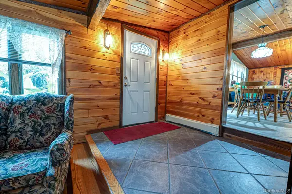 16 Morning DR, Centereach, NY 11720