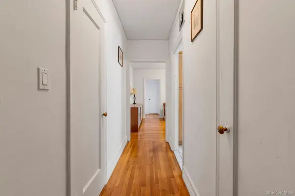 5140 30th AVE #4A, Woodside, NY 11377