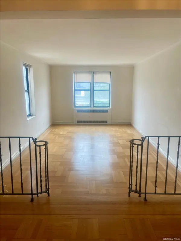 210 Martine AVE #5D, White Plains, NY 10601