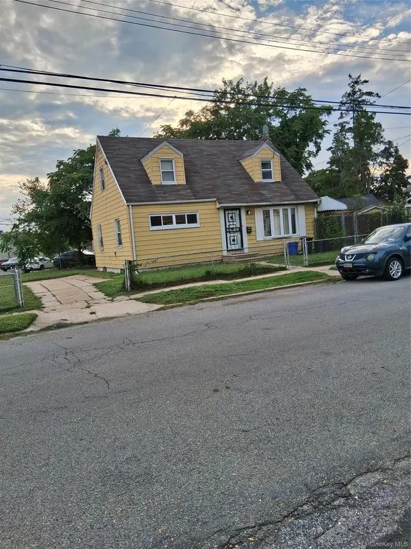 240-58 147th AVE, Rosedale, NY 11422