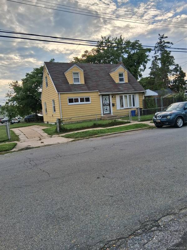 240-58 147th AVE, Rosedale, NY 11422